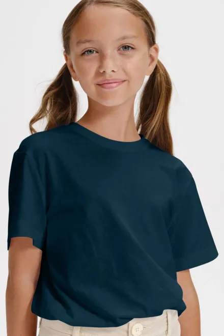 Das einfache T-Shirt der Kinder