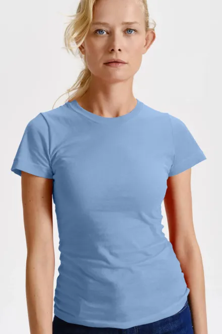 T-shirt classique pour femme, bleu ciel